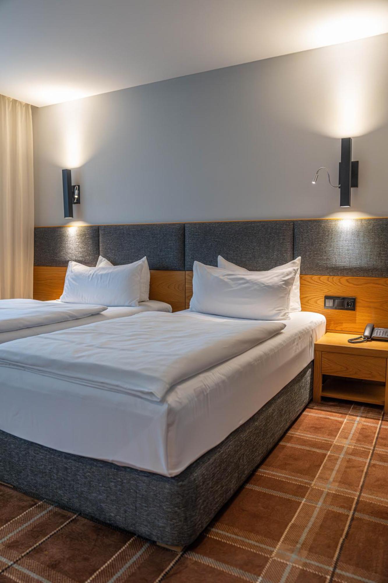 Hvd Grand Hotel Suhl Business & Leisure 外观 照片