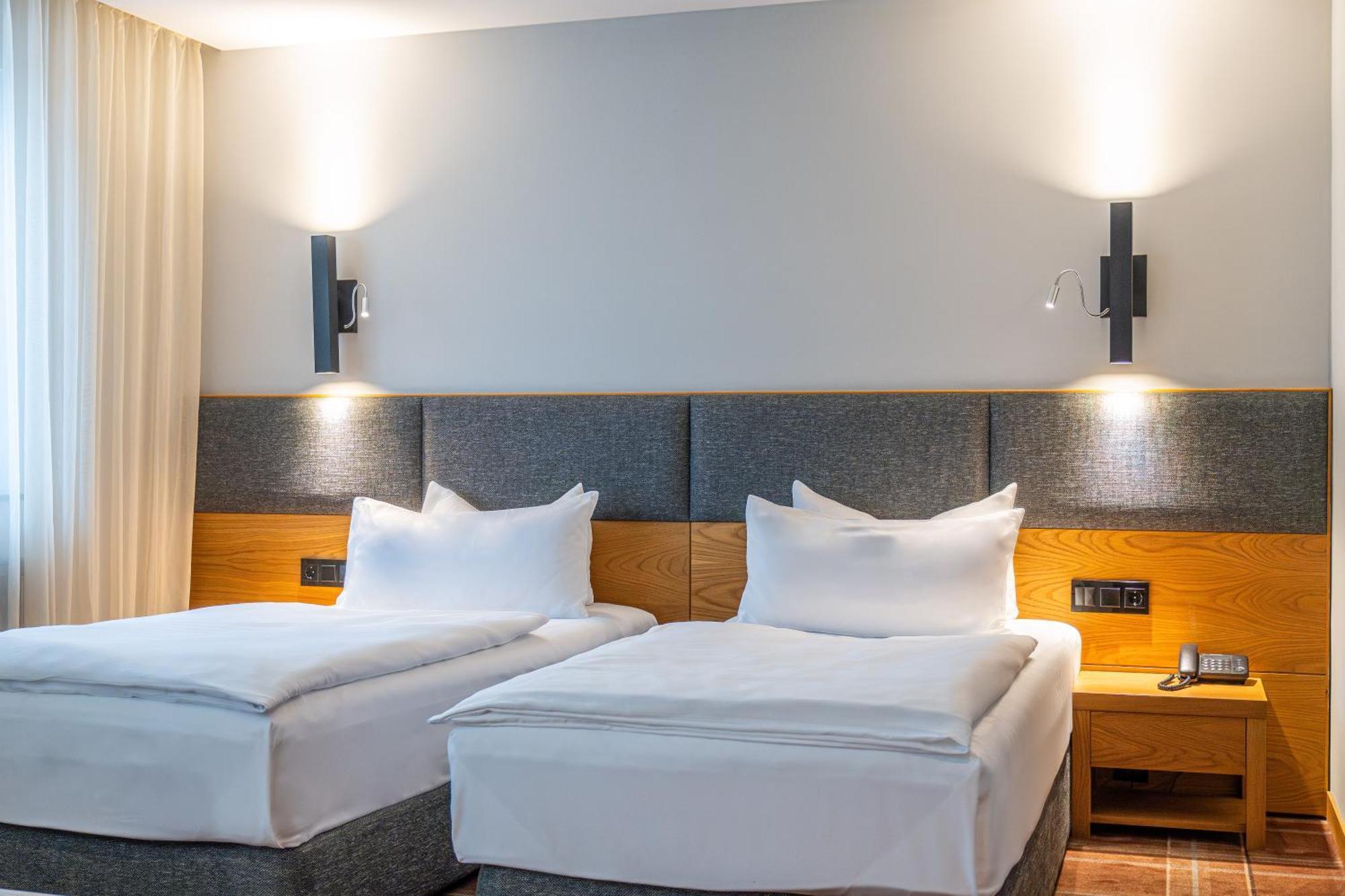 Hvd Grand Hotel Suhl Business & Leisure 外观 照片