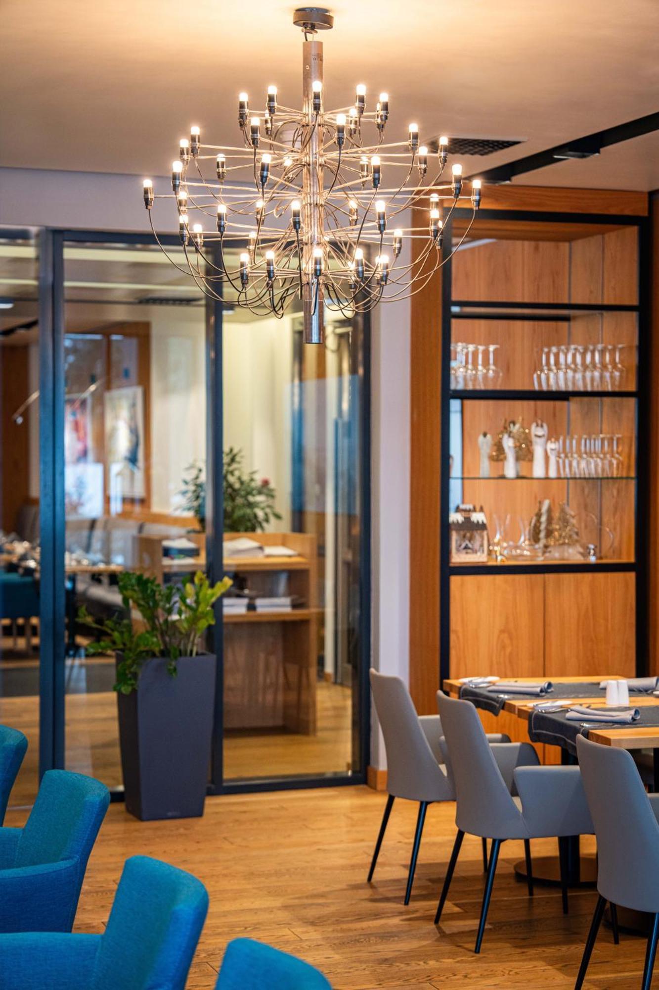 Hvd Grand Hotel Suhl Business & Leisure 外观 照片